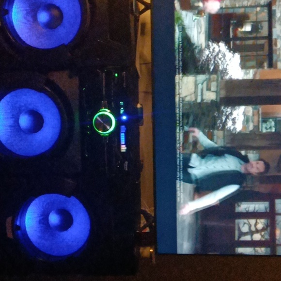 Entertainment Center/TV Stand - Picture 3 of 3